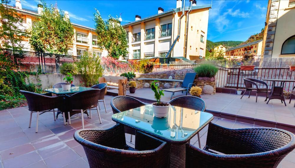 אל פונט דה סוארט Hotel Flor De Neu מראה חיצוני תמונה