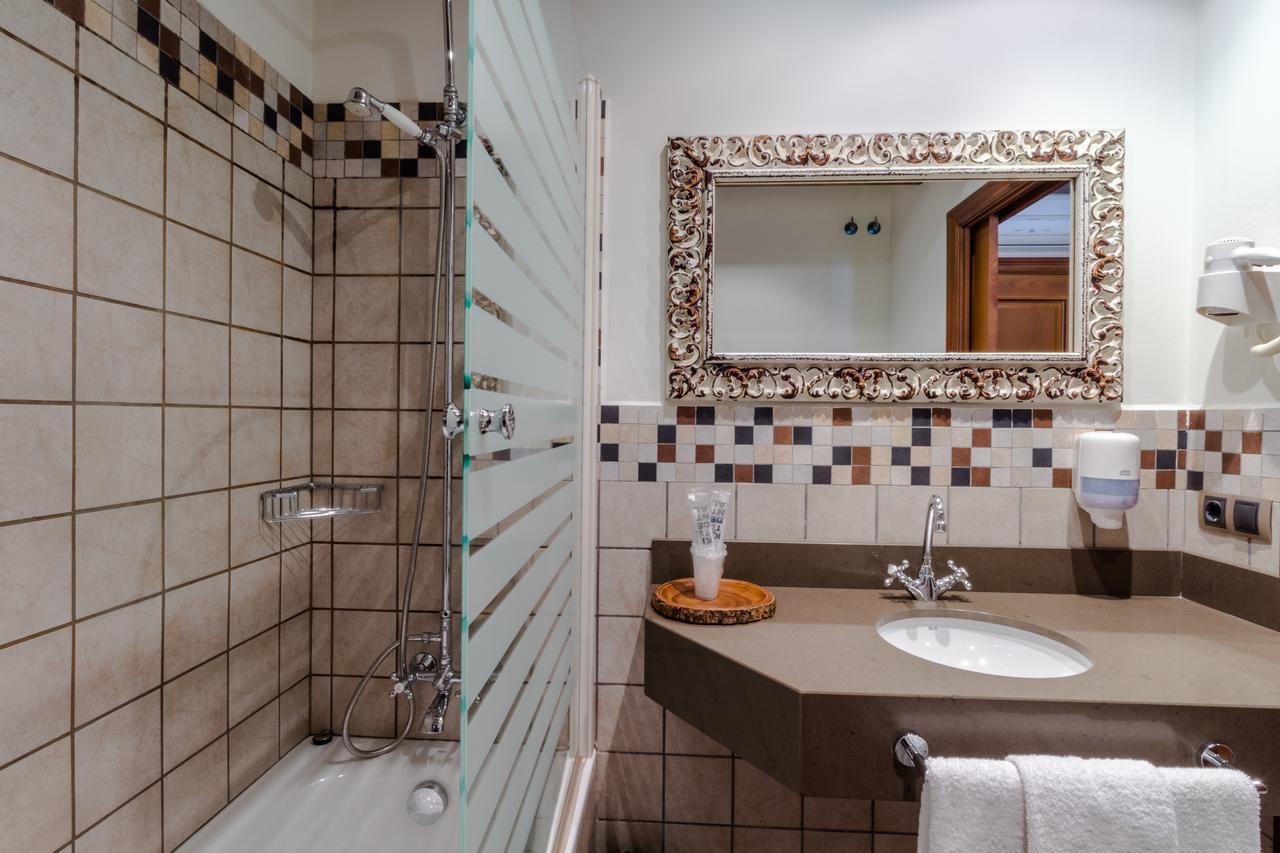 אל פונט דה סוארט Hotel Flor De Neu מראה חיצוני תמונה
